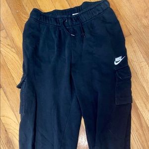 Nike womenns cargo sweatpants